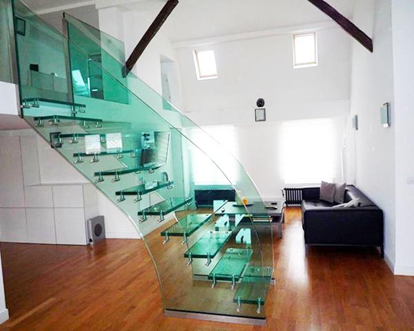 Escada de Vidros Laminados 3